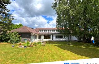 Einfamilienhaus kaufen in Am Alten Postweg, 33014 Bad Driburg, Großzügiges EFH mit Einliegerwohnung!