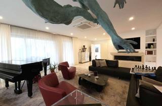 Einfamilienhaus kaufen in Am Rosengarten 48, 41063 Mönchengladbach, Hochwertiger Bungalow mit Energieeffizienz und Privatsphäre in bester Lage