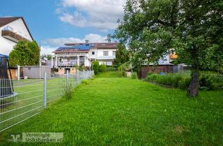 Doppelhaushälfte kaufen in Gänsäcker Straße 18, 75365 Calw, Viel Potenzial, großer Garten, 2 Garagen! Gemütliche Doppelhaushälfte in Stammheim!