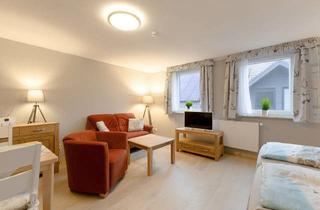 Haus kaufen in Wiesengrund 17, 25761 Büsumer Deichhausen, MFH auf Eigenland mit 6 Ferienwohnungen- nur 200m von der Nordsee