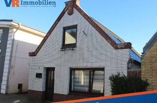 Haus kaufen in Tivolistraße, 25746 Heide, Zwei Häuser auf einem Grundstück