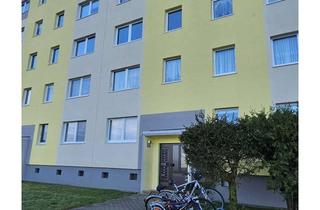 Wohnung kaufen in Zum Dampfkesselbau, 06188 Hohenthurm, 3-RWE mit Balkon im Leerstand in gepflegter Wohnanlage