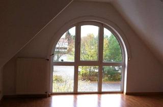 Wohnung mieten in Langendiebacher Straße 31, 63526 Erlensee, Helle 2-Zimmerwohnung im Dachgeschoss