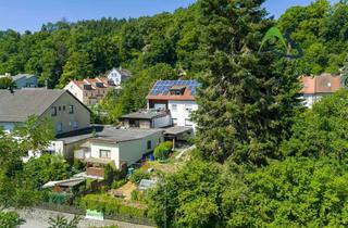 Haus kaufen in 93138 Lappersdorf, Attraktives 4-Familienhaus inkl. Einliegerwohnung – Perfekt als Renditeobjekt