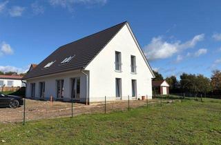 Doppelhaushälfte kaufen in 24211 Preetz, Neubau - sofort bezugsfertig!