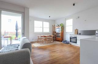 Wohnung kaufen in Schloßpark Biesdorf, 12683 Biesdorf, 2 Zimmer Neubauwohnung am Schlosspark Biesdorf. Eigener Garten. Barrierefrei. Tiefgarage Stellplatz.