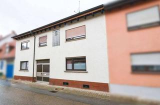Haus kaufen in 68723 Schwetzingen, Für Macher - Sanierungsobjekt in Bestlage