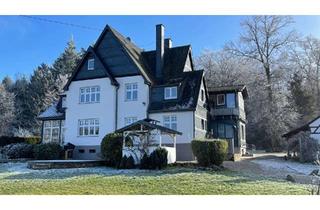 Villa kaufen in 55758 Kempfeld, Einzigartige Residenz: Villa mit parkähnlichem Grundstück