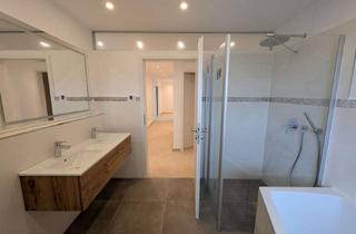 Wohnung mieten in Landshuterstrasse, 84095 Furth, Stilvolle 4-Raum-Hochparterre-Wohnung mit luxuriöser Innenausstattung in Furth ,1000 m² Altbaumbest.