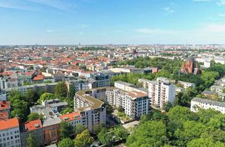 Wohnung kaufen in Johanniterstraße, 10961 Kreuzberg (Kreuzberg), Vermietete Eigentumswohnung mit 3 Zimmern & Loggia im Kreuzberger Kiez