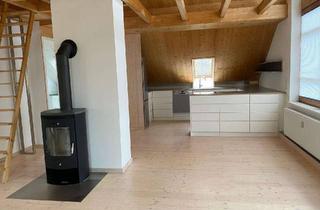 Wohnung mieten in 97422 Nördlicher Stadtteil, Einzigartige Dachgeschosswohnung