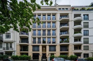 Wohnung kaufen in Fasanenstraße 64, 10719 Wilmersdorf, Exklusive möblierte Maisonette mit Dachterrasse in Bestlage von Berlin