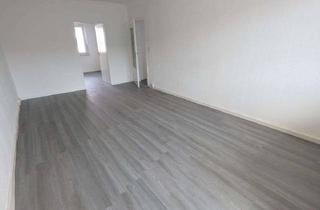 Wohnung mieten in Dessauer Landstraße 15 E, 06385 Aken, Frisch renovierte 3-Raum Wohnung - Willkommen daheim!