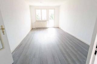Wohnung mieten in Dessauer Landstraße 15 E, 06385 Aken, Frisch renovierte 3-Raum Wohnung - Willkommen daheim!