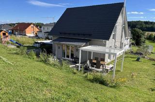 Einfamilienhaus kaufen in 95236 Stammbach, Neuwertiges Einfamilienhaus mit großem Grundstück im Familienparadies Stammbach