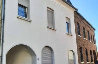 Mehrfamilienhaus kaufen in 52499 Baesweiler, Kapitalanleger aufgepasst! Aufwendig saniertes Mehrfamilienhaus in Baesweiler-Oidtweiler!