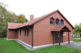 Büro zu mieten in Petzer Straße 12, 31675 Bückeburg, Günstige Gewerbefläche mit Parkplätzen in Bückeburg