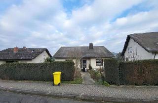 Einfamilienhaus kaufen in 56659 Burgbrohl, PREISREDUZIERUNG: Modernisierungsbedürftiges Einfamilienhaus mit Potenzial in Burgbrohl