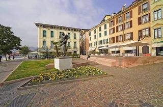 Wohnung kaufen in Santa Giustina, 25087 Datzetal, Wohnung in exklusiver Lage im historischen Zentrum Salò, direkt an der Fußgängerzone