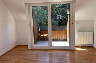 Wohnung mieten in 95233 Helmbrechts, Sonnige gepflegte 3-Zimmer Mansardenwohnung