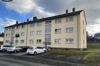 Wohnung kaufen in Achtstraße 58b, 55765 Birkenfeld, Vermietete Dreizimmerwohnung im 2. Obergeschoss mit Balkon und Stellplatz im Freien