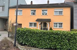 Haus kaufen in 96120 Bischberg, Bischberg - Reihenmittelhaus in zentraler Lage in Bischberg mit ca. 161m² Wohnfläche und 245m² Grundstück im Ortskern