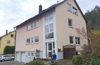 Mehrfamilienhaus kaufen in 97980 Bad Mergentheim, Bad Mergentheim - Mehrfamilienhaus mit Garagen und schönem Grundstück in Edelfingen!