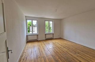 Wohnung mieten in Nebeniusstraße 26, 75173 Südweststadt, Tolle Altbauwohnung mit Dielen, EBK, Balkon