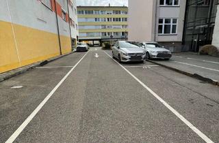 Garagen mieten in Freiheitstrasse, 78224 Singen (Hohentwiel), PKW Außenstellplatz mitten in Singen ab sofort