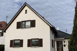 Einfamilienhaus kaufen in 85107 Baar-Ebenhausen, Charmantes Einfamilienhaus in ruhiger Lage mit Garten!