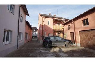 Mehrfamilienhaus kaufen in 94315 Straubing, Sanierungsbedürftiges, vermietetes Mehrfamilienhaus