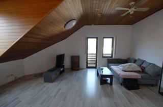 Wohnung kaufen in Röhringstr. 2 a, 76698 Ubstadt-Weiher, Schön geschnittene Dachgeschosswohnung in Ubstadt zu verkaufen