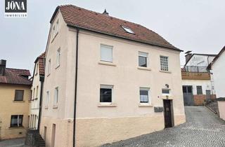 Haus kaufen in 95346 Stadtsteinach, RESERVIERT! Modernisiertes 2-Parteienhaus im Zentrum von Stadtsteinach für Kapitalanleger und Selbst