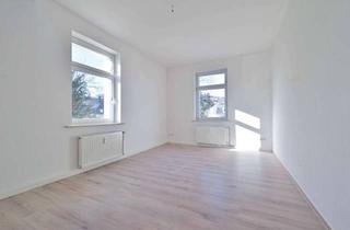 Wohnung mieten in Meinersdorfer Straße 11, 09235 Burkhardtsdorf, RESERVIERT Geräumige 3-Raum-Wohnung in Burkhardtsdorf – Ihr idealer Wohntraum im 1. Obergeschoss!