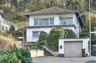 Einfamilienhaus kaufen in 53547 Leubsdorf, Attraktives Einfamilienhaus in idyllischer Lage mit Rheinblick