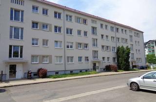 Wohnung mieten in Beethovenstraße 53, 01809 Heidenau, **Familienfreundliche 3-Raumwohnung mit sonnigen Balkon**