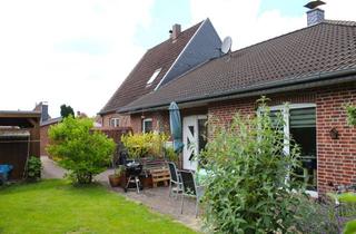 Haus kaufen in 24782 Büdelsdorf, Platz für 2 Generationen in zwei angrenzenden Einfamilienhäusern!