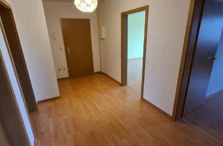 Anlageobjekt in Gänsefurther Straße 16, 39418 Staßfurt, ++ 3-Raum EIGENTUMSWOHNUNG mit BALKON ++
