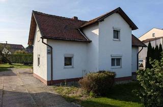 Einfamilienhaus kaufen in Straubinger Straße 55, 94342 Straßkirchen, Stark Renovierungsbedürftiges Einfamilienhaus mit großem Grundstück