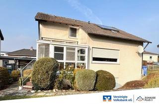 Haus kaufen in Falkenweg, 34414 Warburg, Solides Wohnhaus mit Wintergarten in ruhiger Wohnlage!