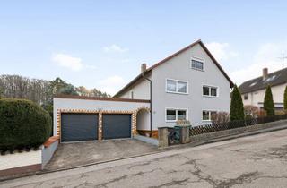 Haus kaufen in Am Wasen 13, 91586 Lichtenau, Großzügiges 3-Familien-Haus mit Garten, Balkon in Lichtenau als solides Renditeobjekt