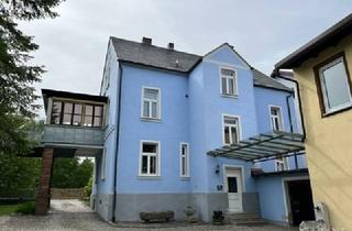 Villa kaufen in 95676 Wiesau, Kaufpreis verhandelbar! - Wohnen und Arbeiten unter einem Dach, mit Halle und acht Garagen
