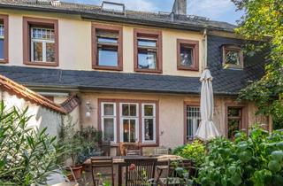 Doppelhaushälfte kaufen in Alt-Praunheim 101, 60488 Frankfurt, Sanierung bedürftige DHH mit großem Garten in bester Lage- ideal zur Verwirklichung Ihrer Wohnträume