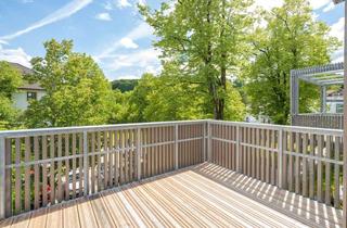 Wohnung kaufen in Schützenstraße 10C, 83646 Bad Tölz, Herrliche 3-Zimmer-Dach-Maisonette mit sonnigem Süd-Balkon