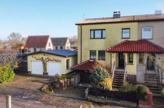 Haus kaufen in Am Poetensteig 58, 17291 Gramzow, Geräumiger Familientraum: Gepflegtes Reihenendhaus mit Garten und Doppelgarage