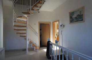 Wohnung mieten in 31246 Groß Lafferde, 6-Zimmer Maisonette-Wohnung mit Treppenlift – Modernisiert & Barrierefreundlich zu vermieten.