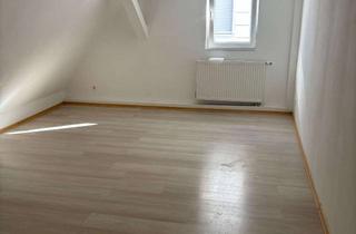 Wohnung mieten in 78647 Trossingen, Geräumige Dachgeschosswohnung in Trossingen