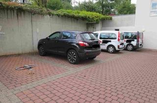 Garagen mieten in Henlestr. 2d, 97074 Frauenland, Außenstellplatz sucht neuen Mieter!