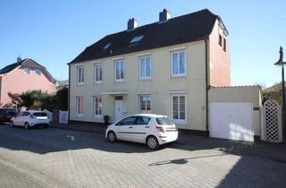 Haus kaufen in 24782 Büdelsdorf, Zweifamilienhaus im alten Stadtkern von Büdelsdorf