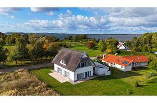 Haus kaufen in 18569 Trent, Modernes Ferienhaus direkt am Wasser – Erstbezug